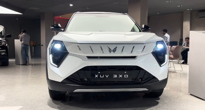 Mahindra XUV 3XO